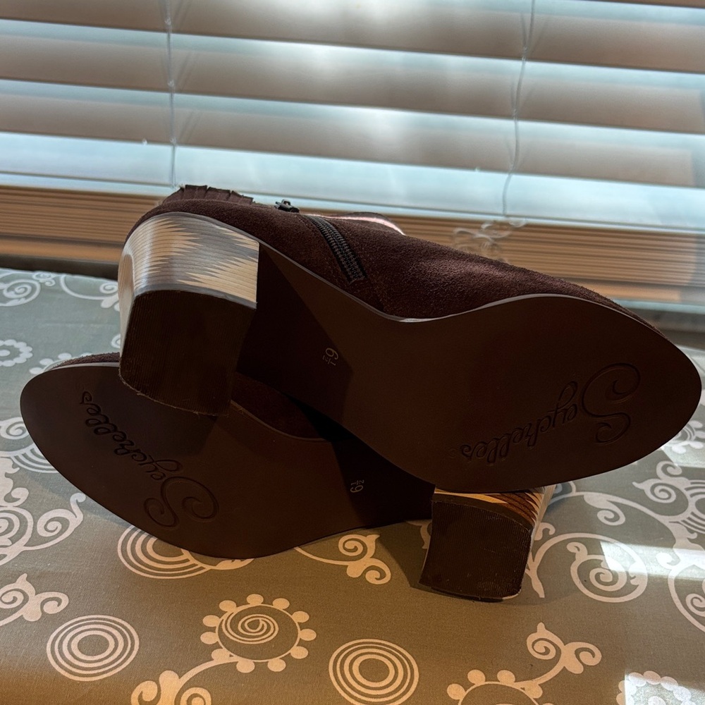 Seychelles‎ Brown Suede Ankle Boots Booties size 6-1/2 - Picture 4 of 10
